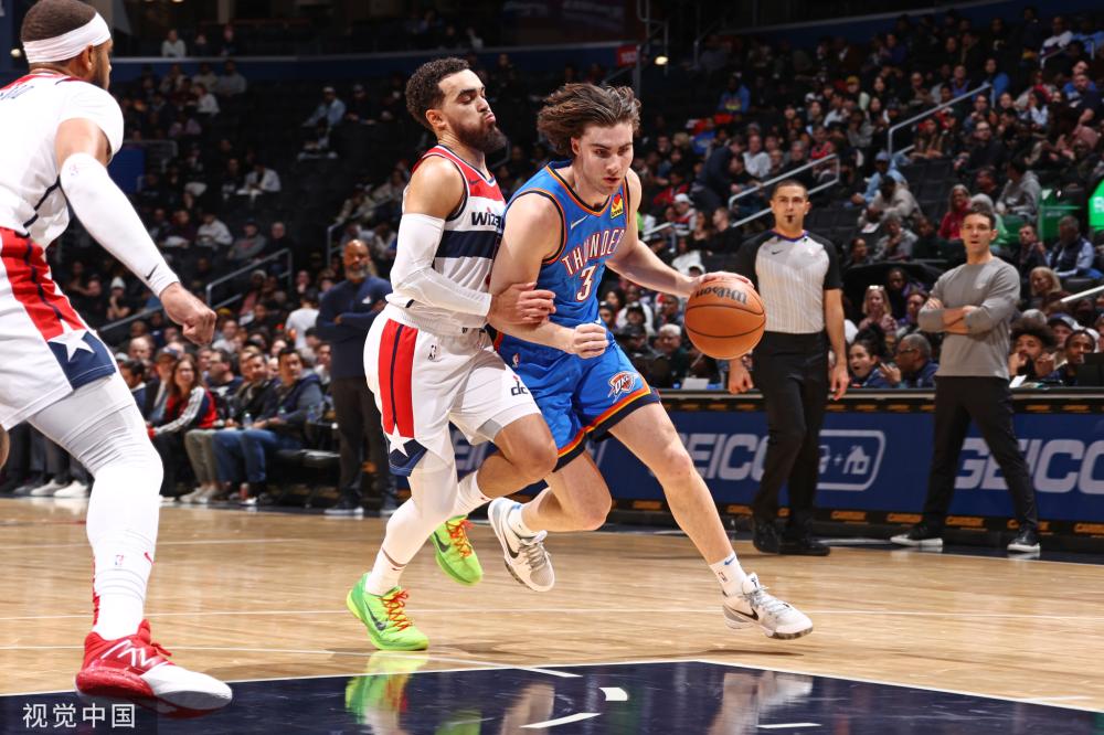 麦肯尼和洛 麦肯尼和洛